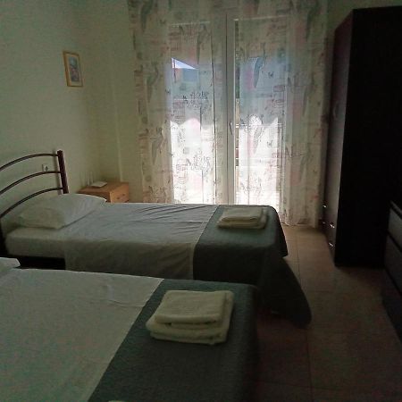Irina Haus Apartment Gerakini Ngoại thất bức ảnh
